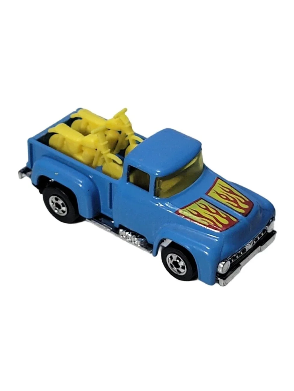 Hot Wheels Blackwall 1977 56’ Hi Tail Hauler Baby Blue Ford w Motorcycles